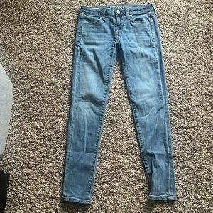 American eagle skinny jeans.